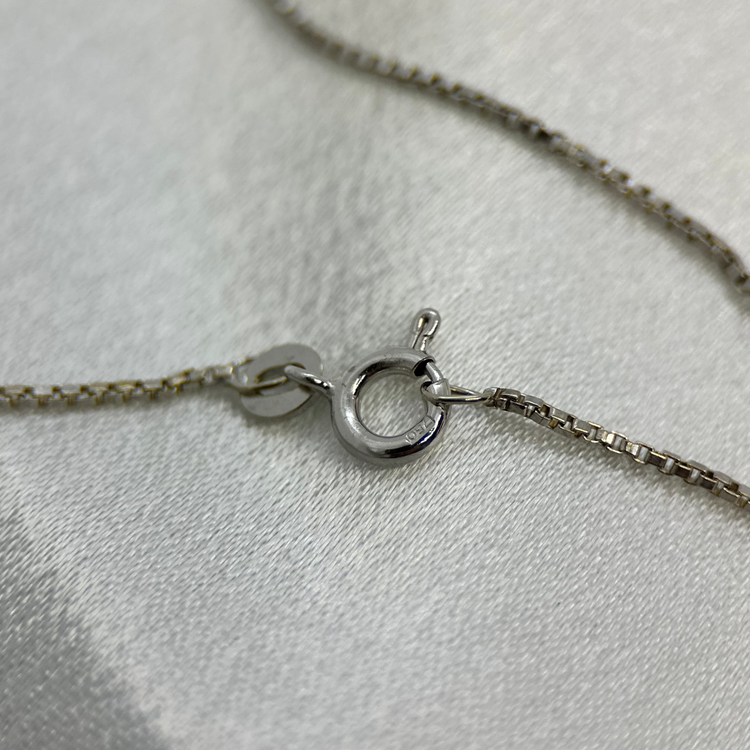 18K Diamanthänge med Kedja – 0,30 ct 43 cm