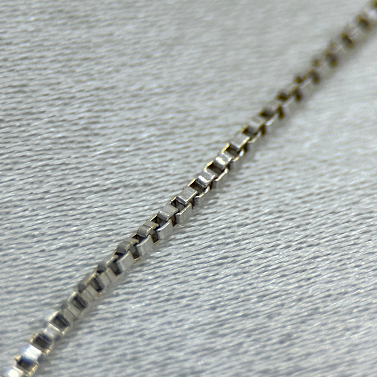 18K Diamanthänge med Kedja – 0,30 ct 43 cm