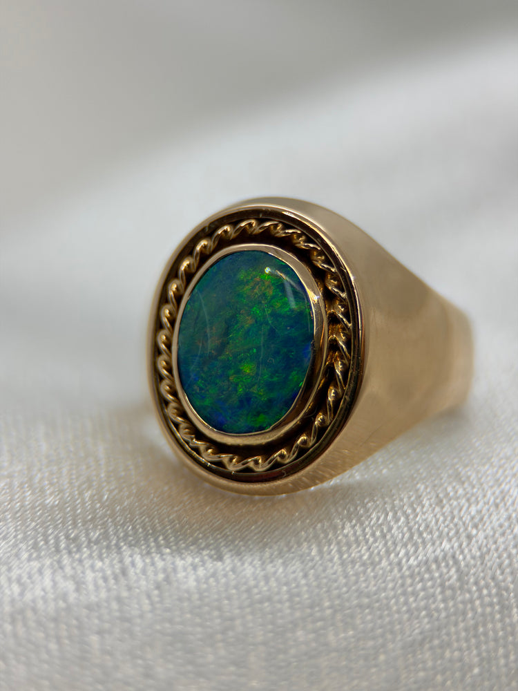 18K Signetring med Opal – Storlek 46.5