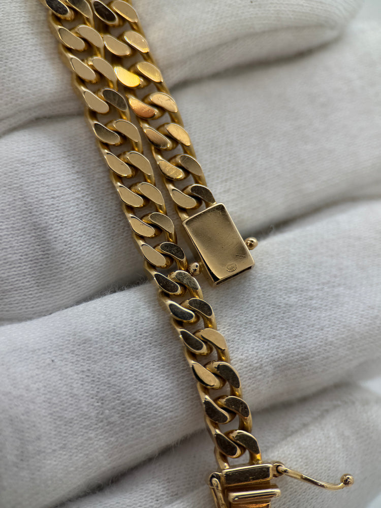 18K Flat Curb-Link Bracelet – 20.1g, 19.3 cm