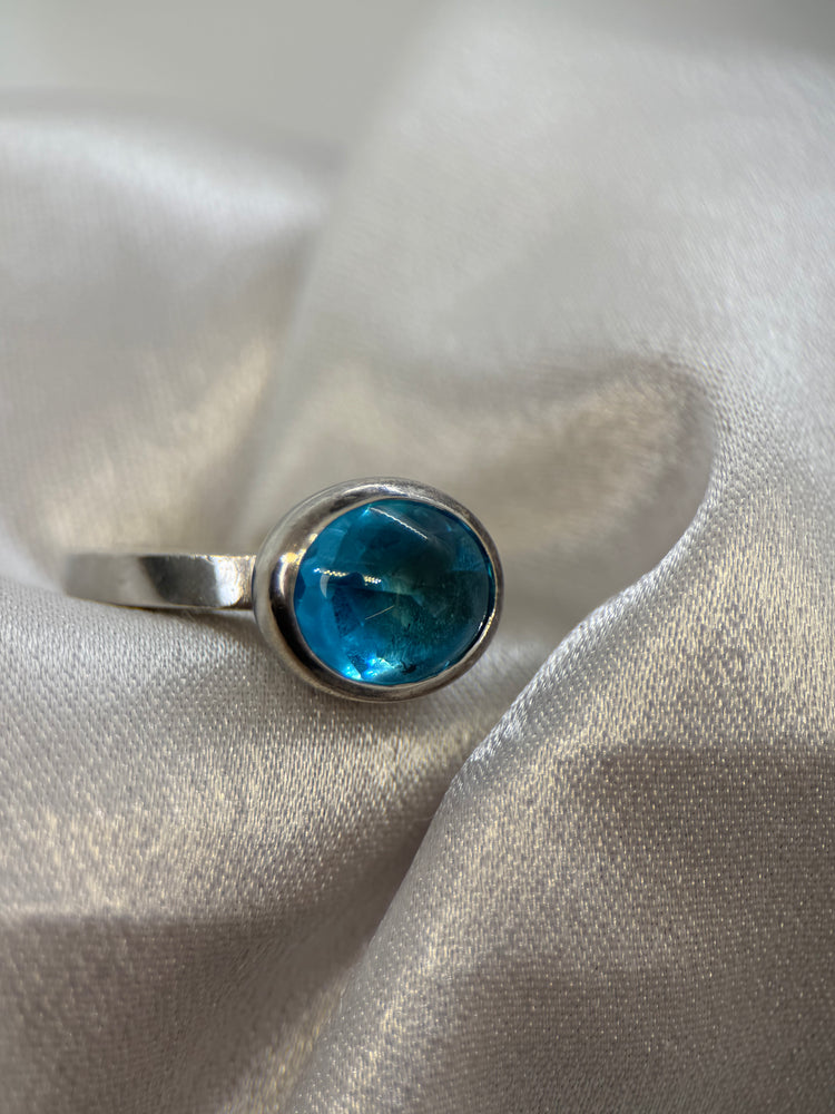 EFVA ATTLING “Love Bead” Ring – Topas & Silver, Storlek 53