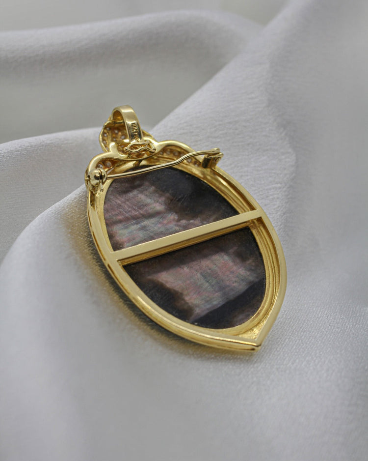 18K Gold Cameo Brooch/Pendant with Shell and Diamonds